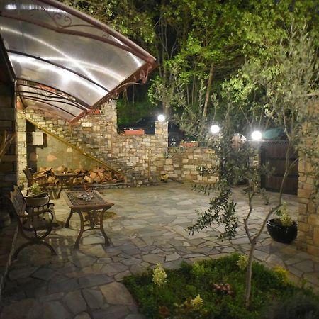 Santa Marina Guesthouse Káto Loutrákion Eksteriør bilde