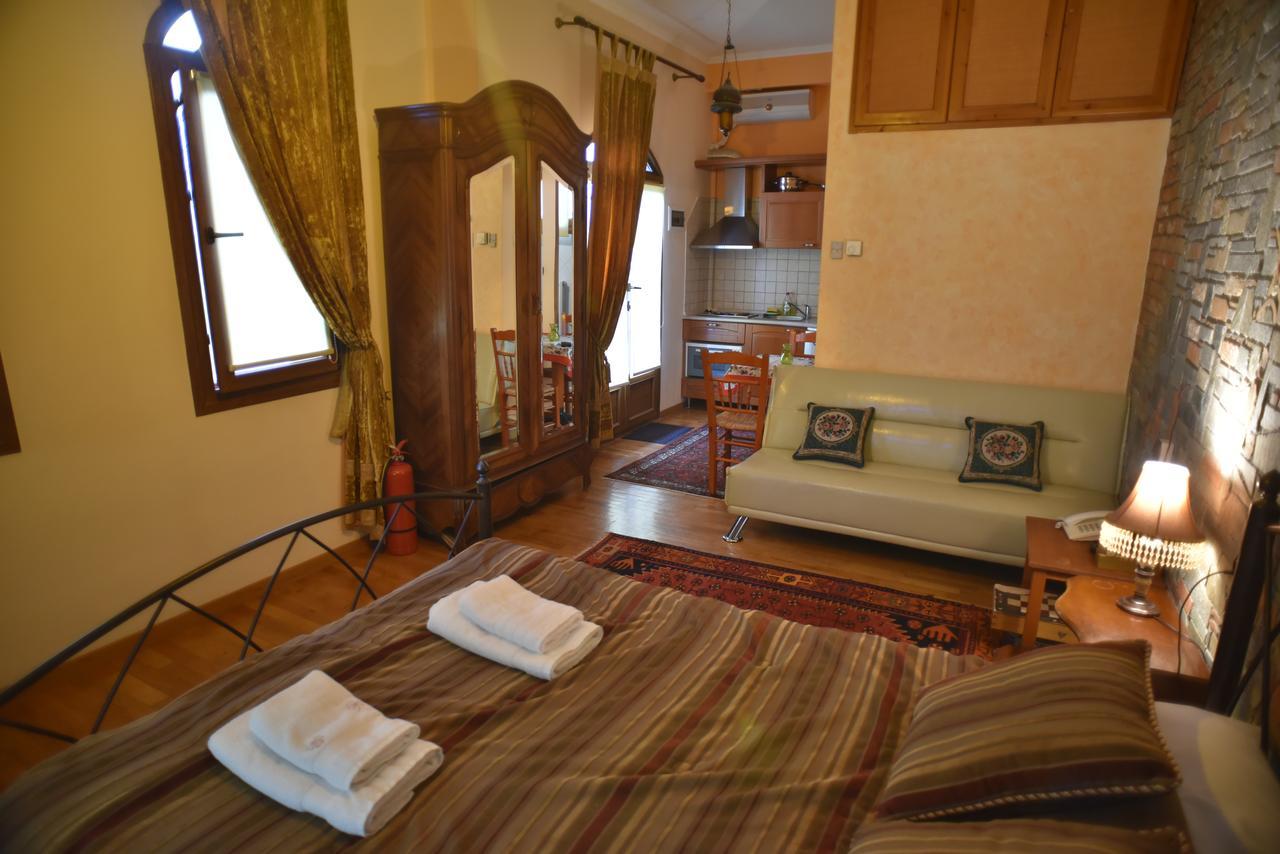 Santa Marina Guesthouse Káto Loutrákion Eksteriør bilde