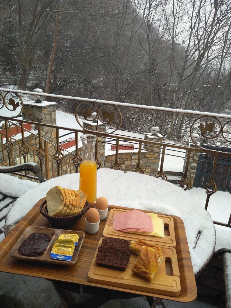 Santa Marina Guesthouse Káto Loutrákion Eksteriør bilde