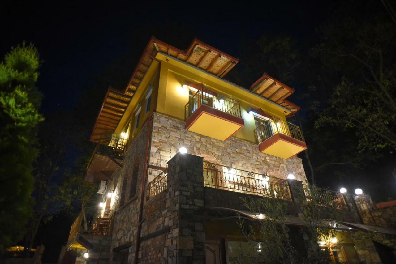 Santa Marina Guesthouse Káto Loutrákion Eksteriør bilde