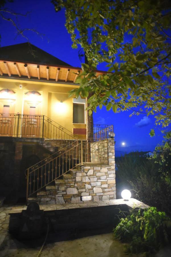 Santa Marina Guesthouse Káto Loutrákion Eksteriør bilde