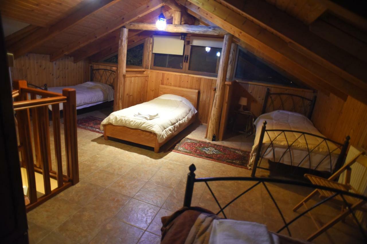 Santa Marina Guesthouse Káto Loutrákion Eksteriør bilde