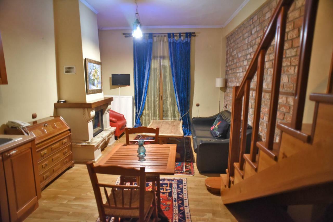 Santa Marina Guesthouse Káto Loutrákion Eksteriør bilde